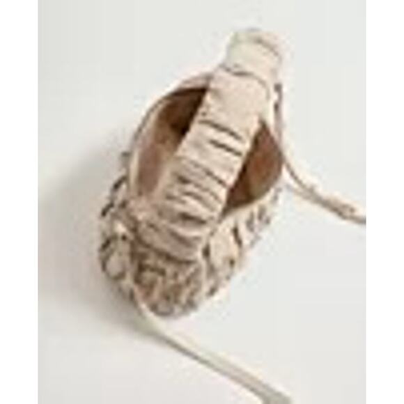 MNG Mango Bag with Ruched Detail, Top handle and Crossbody, Excellent cond - Picture 2 of 11